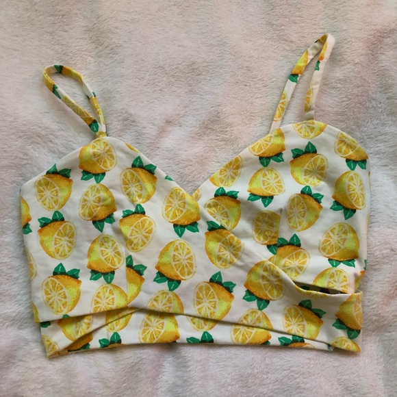 Urban Outfitters Tops - NWOT Urban Outfitters Lemon Crop Top